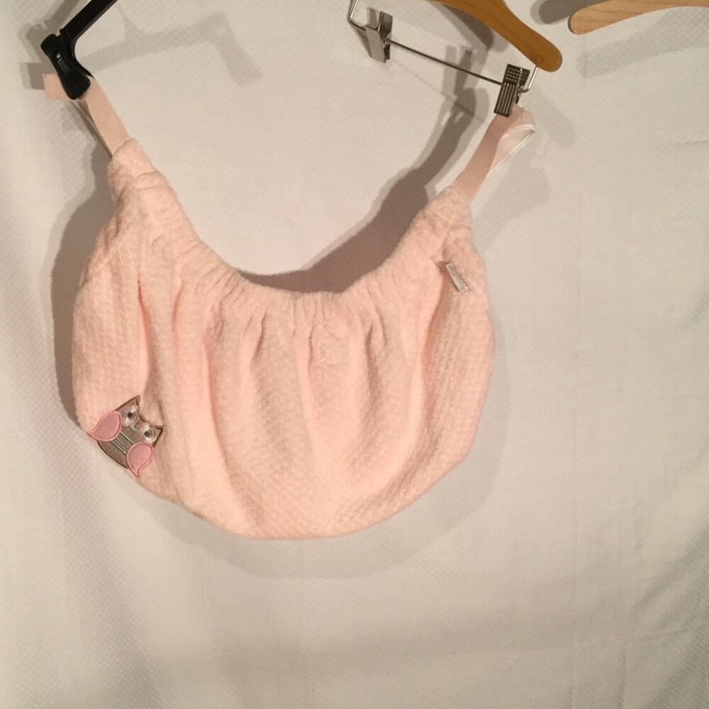 Bouncer seat Velcro blanket attachment in pink